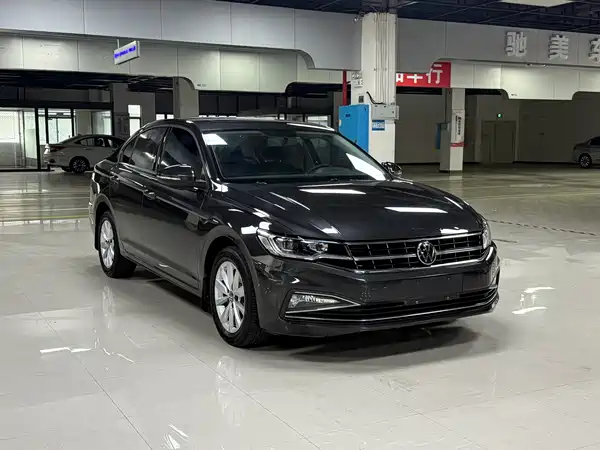 Volkswagen Bora 2021