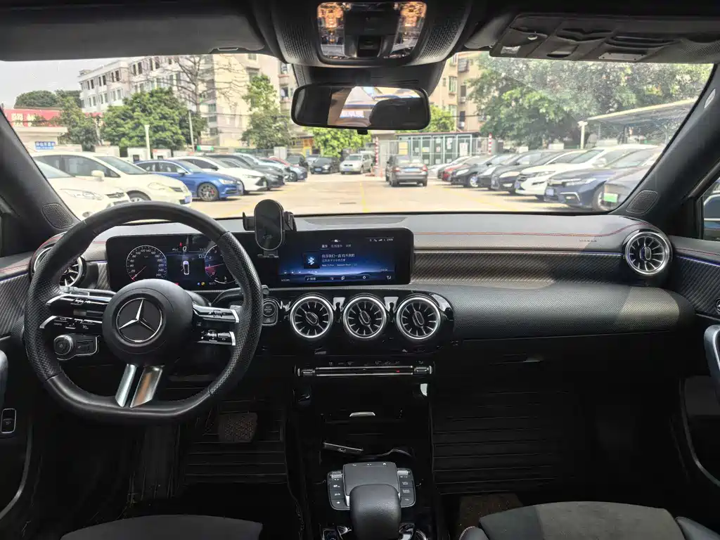 Mercedes-Benz A-Class 2023 — фото 7