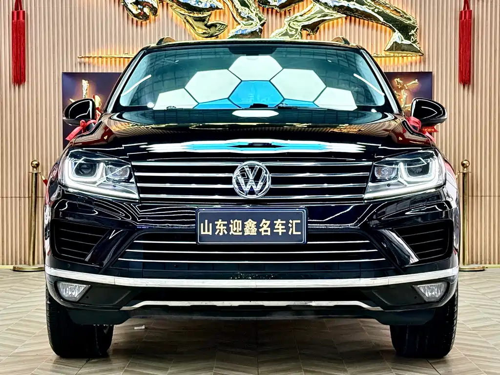 Volkswagen Touareg 2017 — фото 2