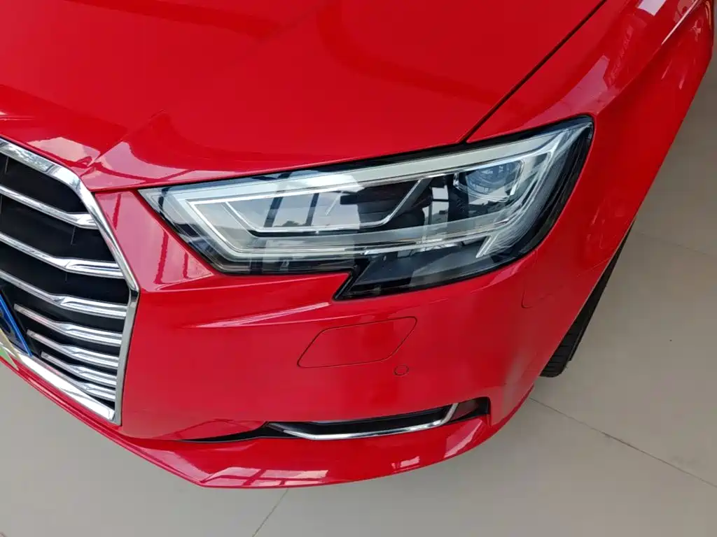 Audi A3 2018 — фото 24