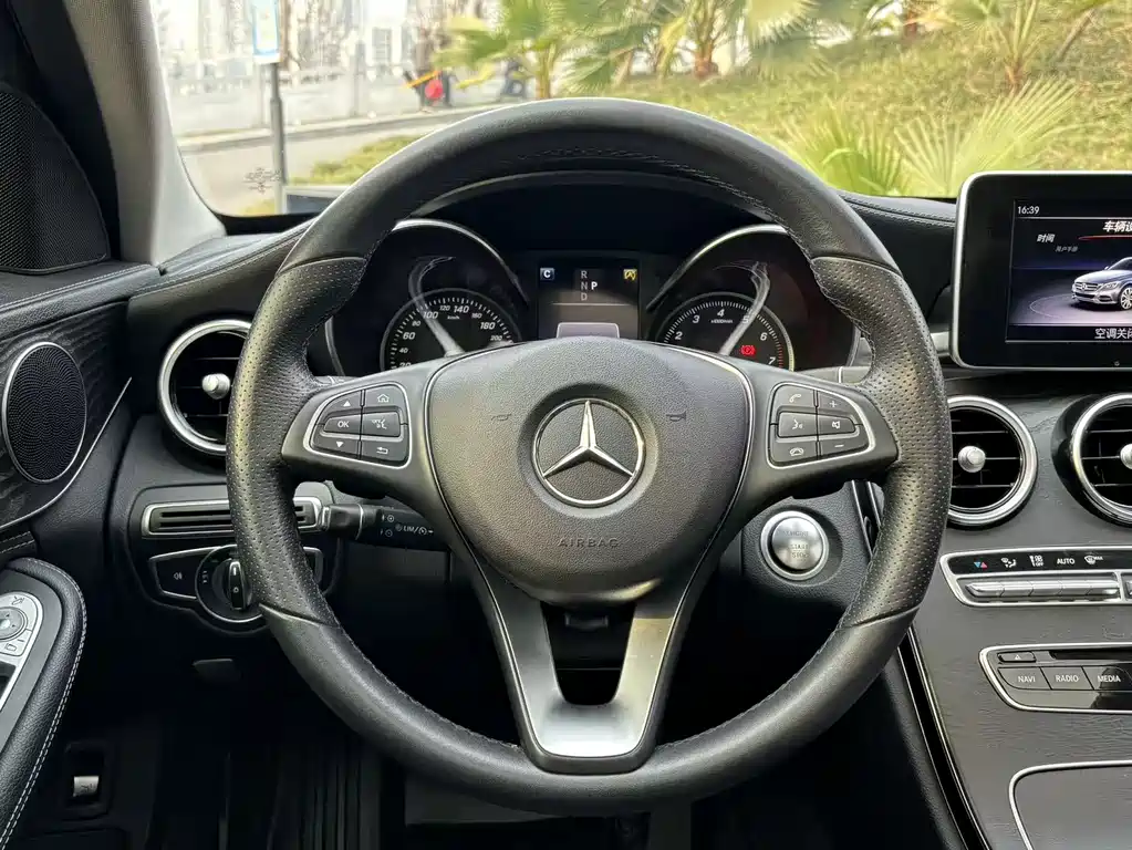 Mercedes-Benz C-Class 2018 — фото 8