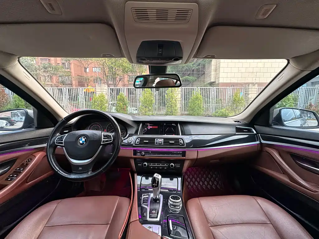 BMW 5 Series 2015 — фото 6