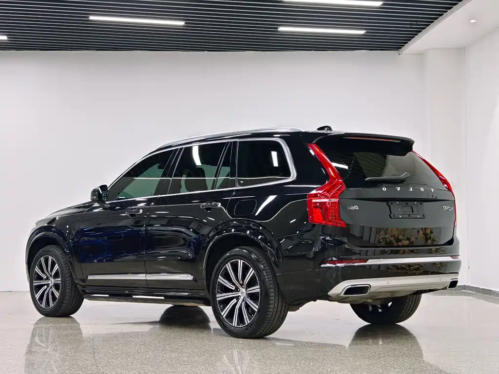 Volvo XC90 2021 — фото 3