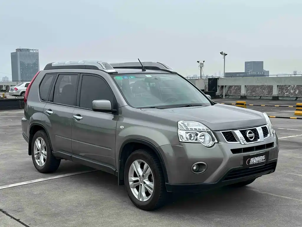 Nissan X-Trail 2013 — фото 3