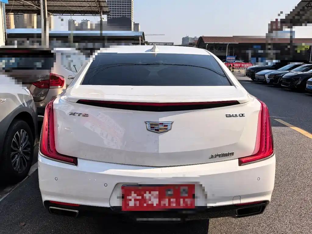 Cadillac XTS 2019 — фото 5