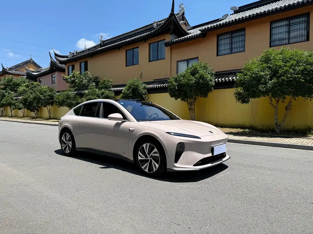 NIO ET5 2023