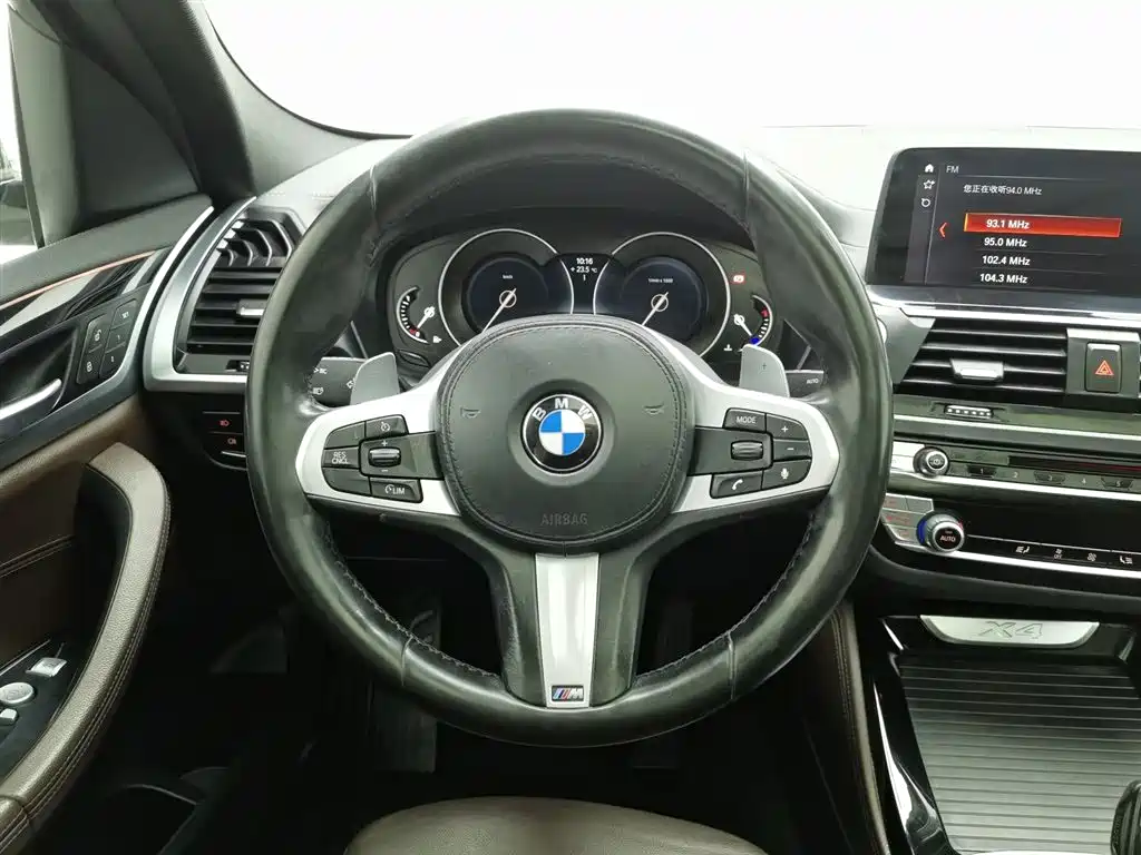 BMW X4 2019 — фото 11