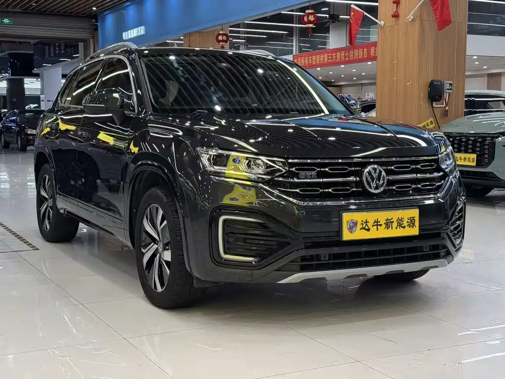 Volkswagen GTE PHEV 2020 — фото 3