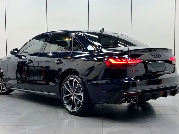 Audi S4 2021