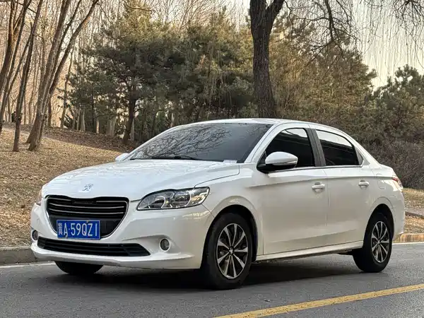 Peugeot 301 2016