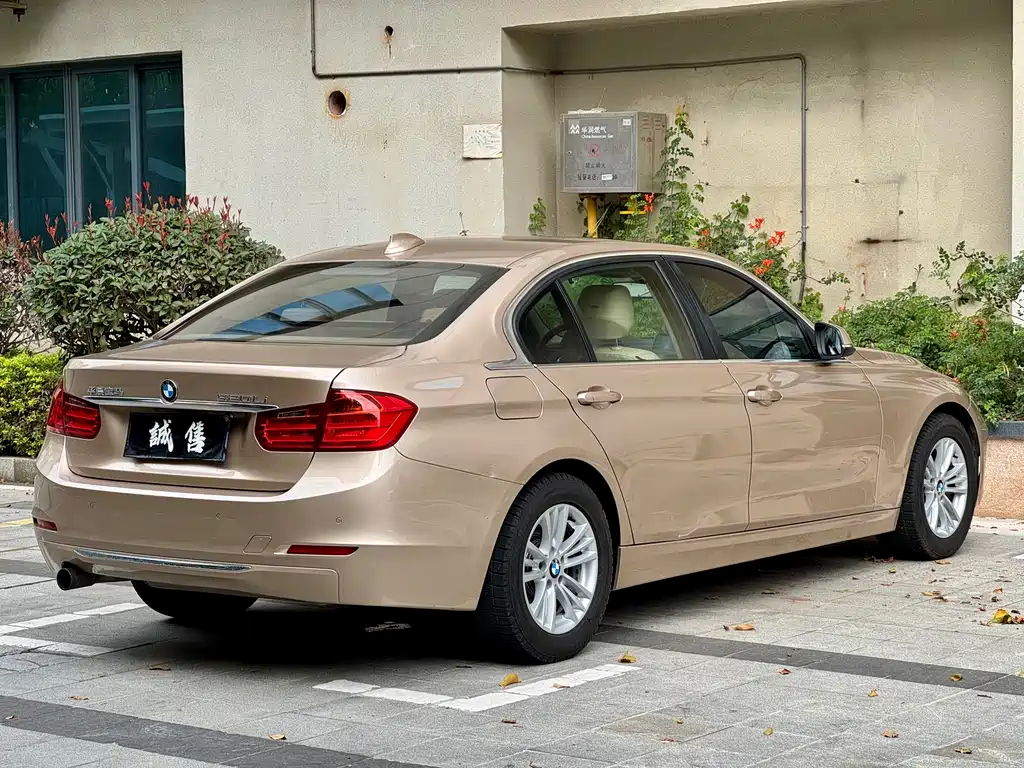 BMW 3 Series 2013 — фото 8