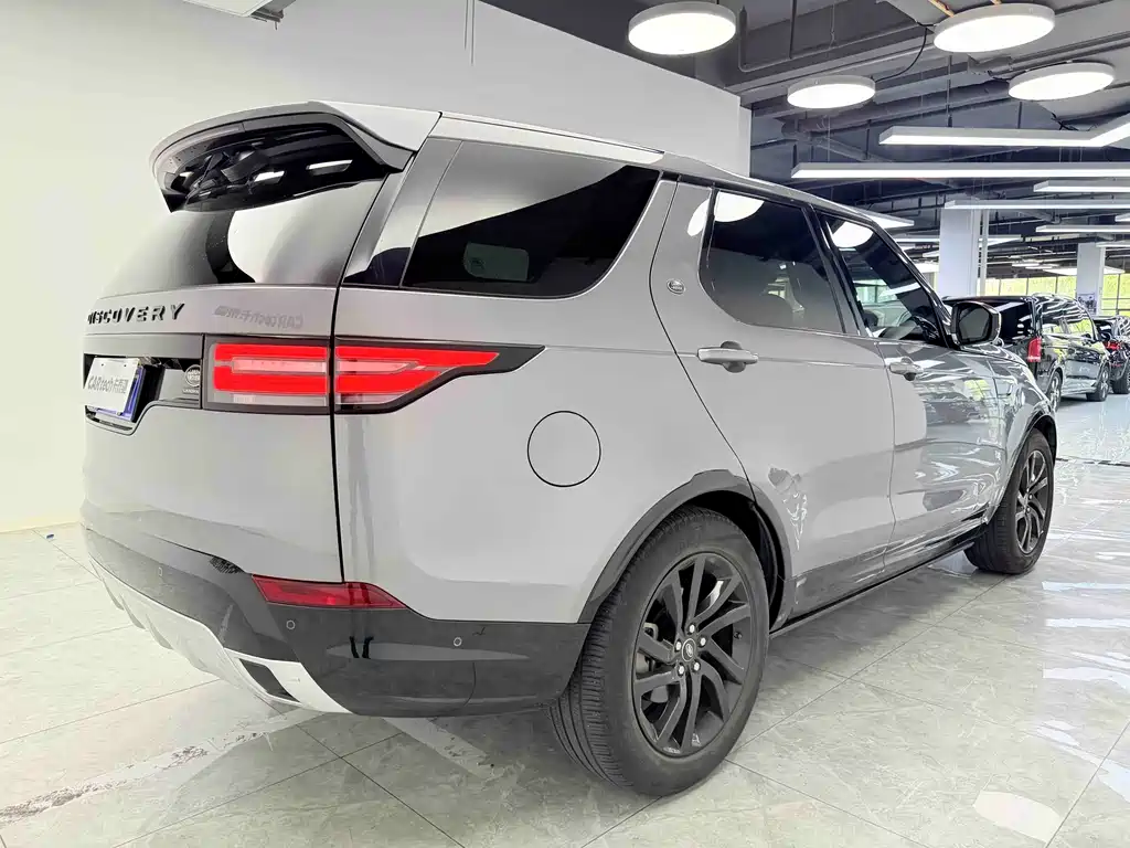 Land Rover Discovery 2021 — фото 4