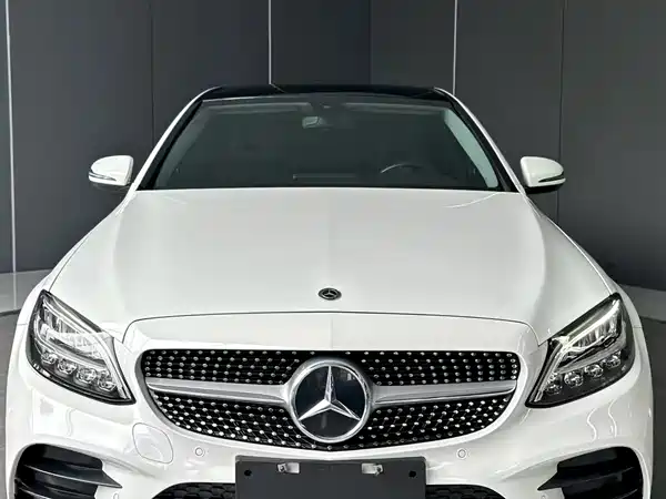 Mercedes-Benz C-Class 2021