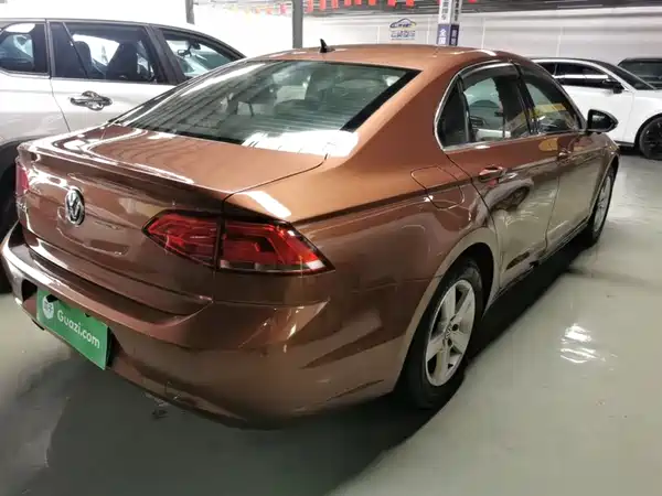 Volkswagen Lamando 2015