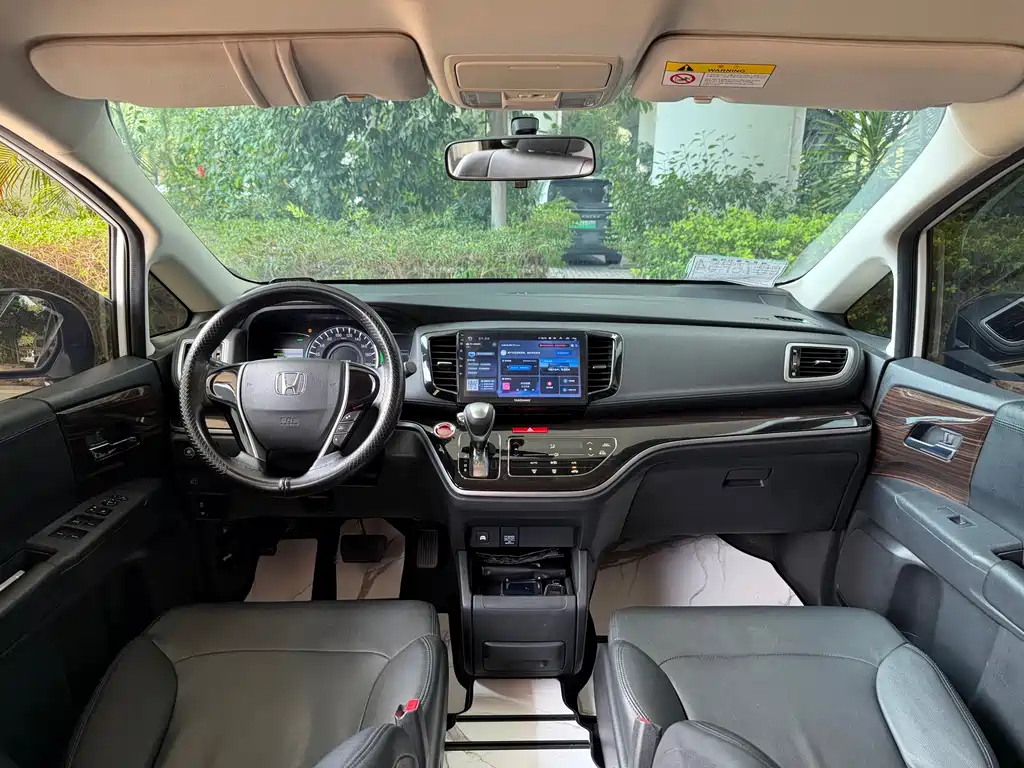 Honda Odyssey 2021 — фото 10