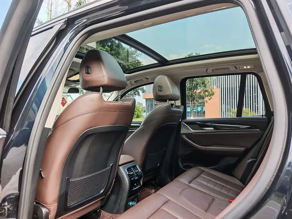BMW X3 2019 — фото 14