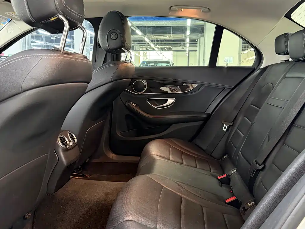 Mercedes-Benz C-Class 2015 — фото 5
