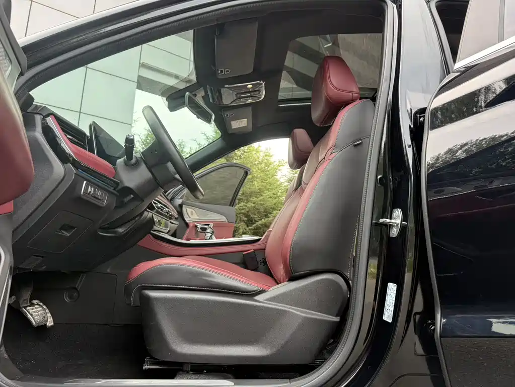 Jetour X70 PLUS 2023 — фото 11