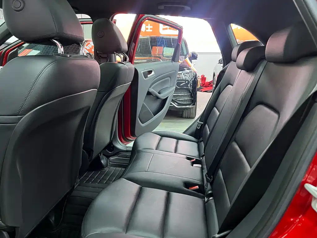 Mercedes-Benz B-Class 2015 — фото 10