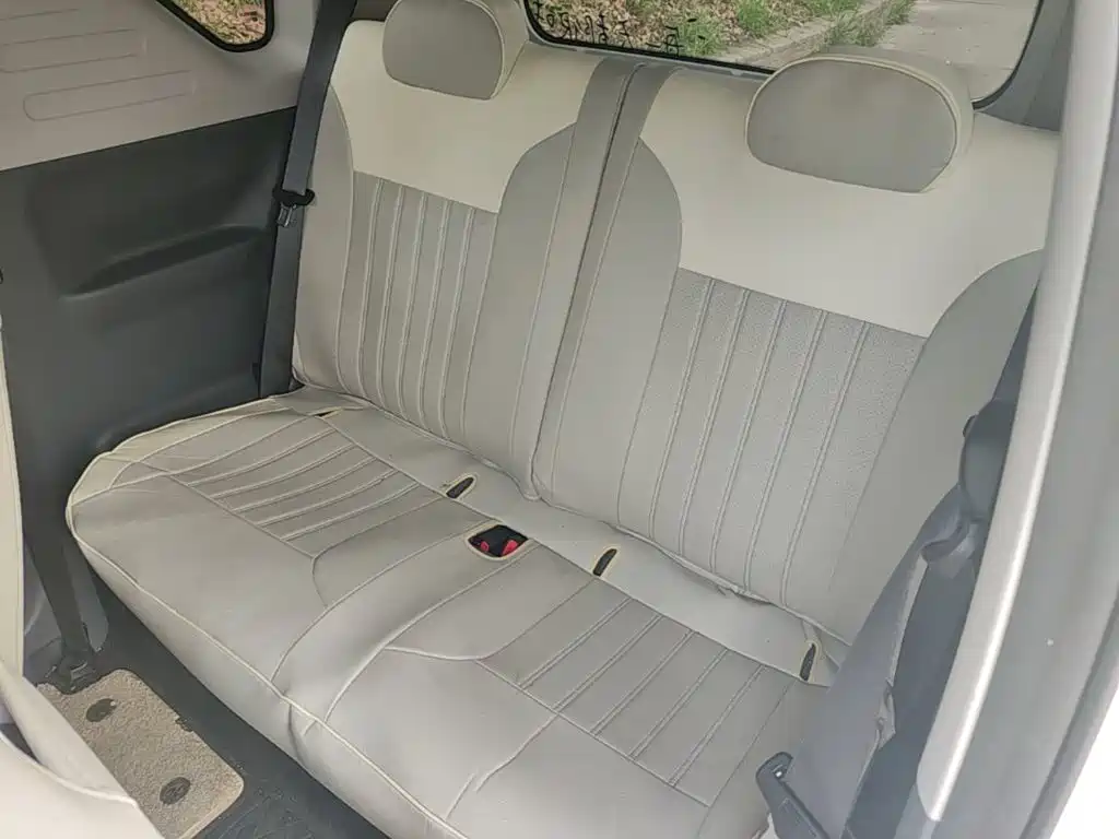 Geely Galaxy Panda 2025 — фото 17