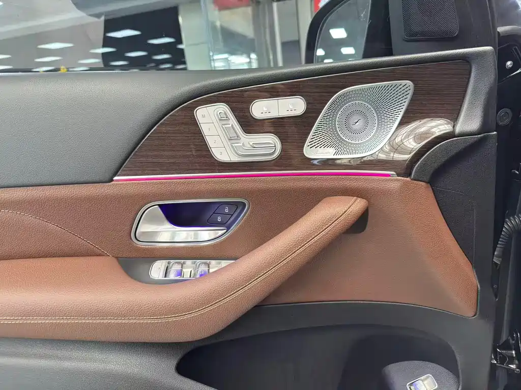 Mercedes-Benz GLS 2020 — фото 10