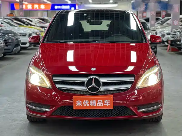Mercedes-Benz B-Class 2012