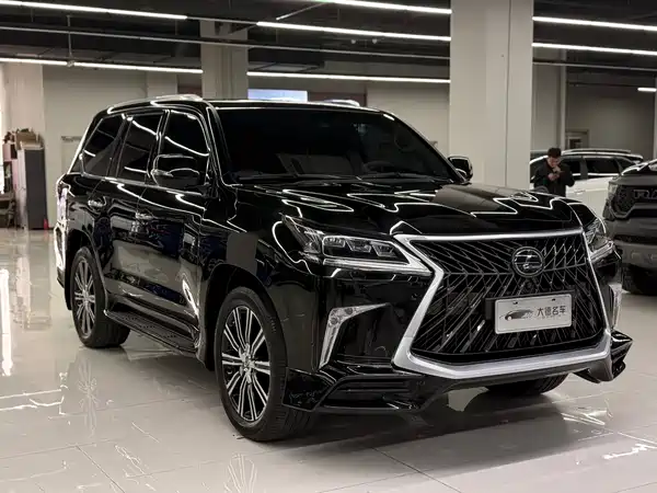 Lexus LX 2017