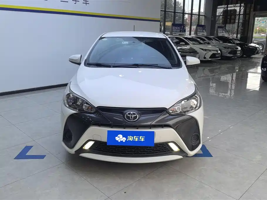 Toyota Yaris L 2018 — фото 2
