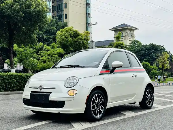 Fiat 500 2011