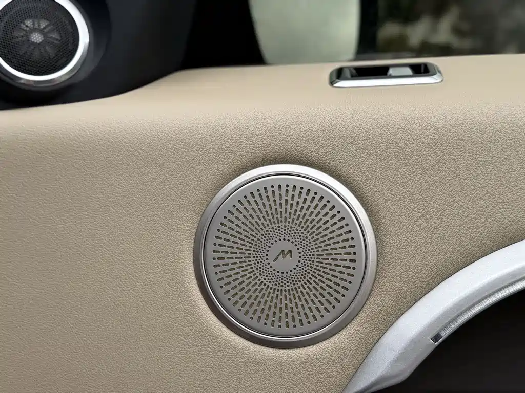 Land Rover Sport 2019 — фото 12