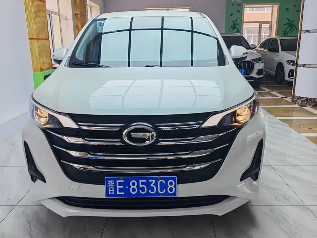 GAC Trumpchi M6 2022 — фото 1