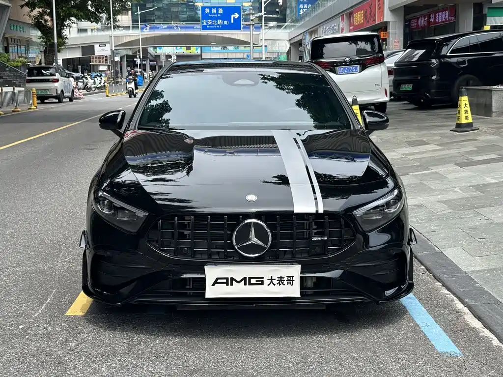 Mercedes-Benz A-Class AMG 2025 — фото 2