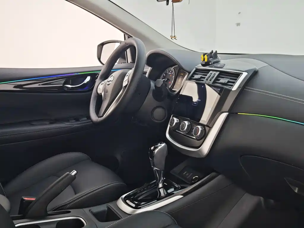Nissan Tiida 2024 — фото 11