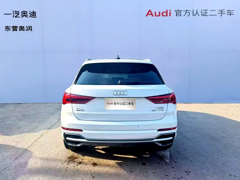 Audi Q3 2023 — фото 9