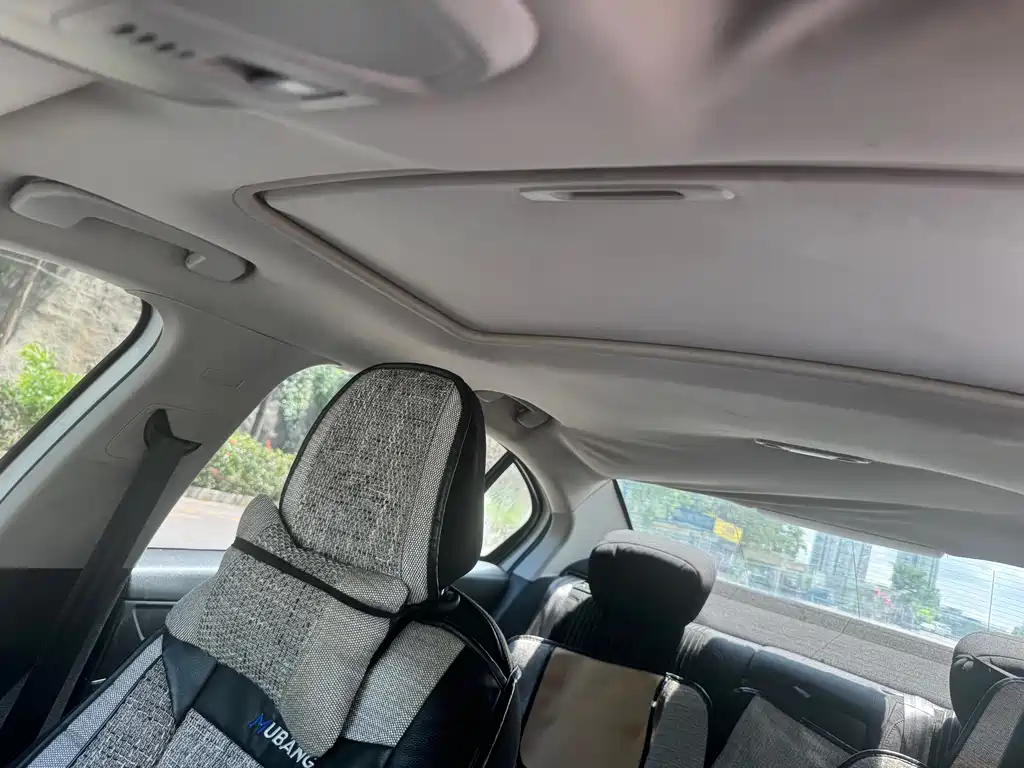 Peugeot 408 2016