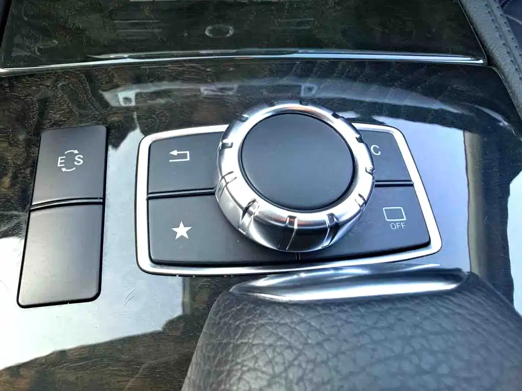 Mercedes-Benz CLS 2015 — фото 15