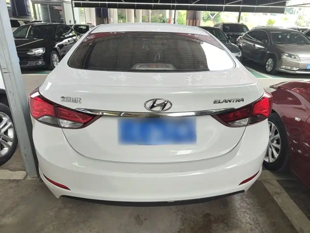 Hyundai Elantra Langdong 2016 — фото 6