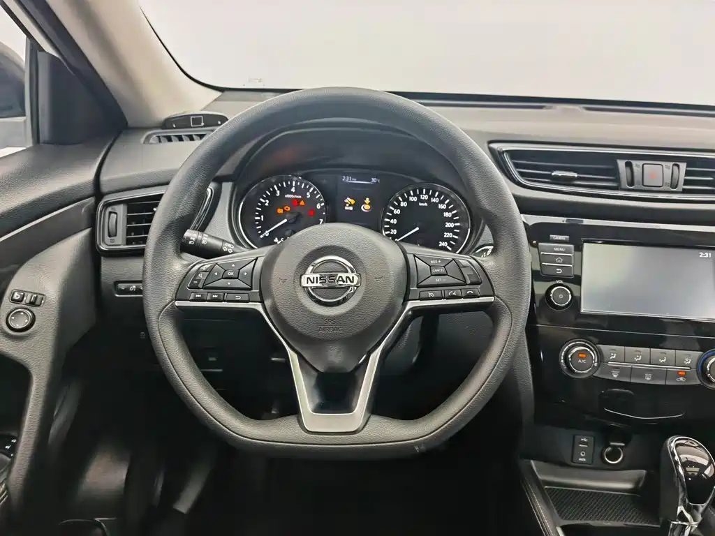 Nissan X-Trail 2018 — фото 11