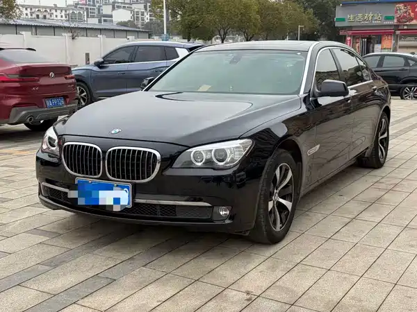 BMW 7 Series 2011