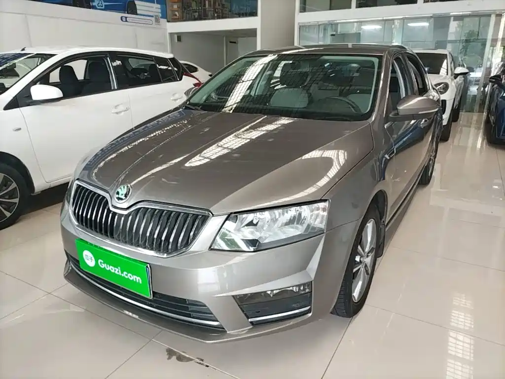 Skoda Octavia 2016 — фото 1