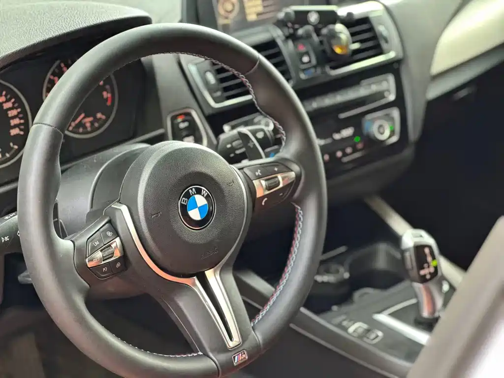 BMW 1 Series 2015 — фото 7