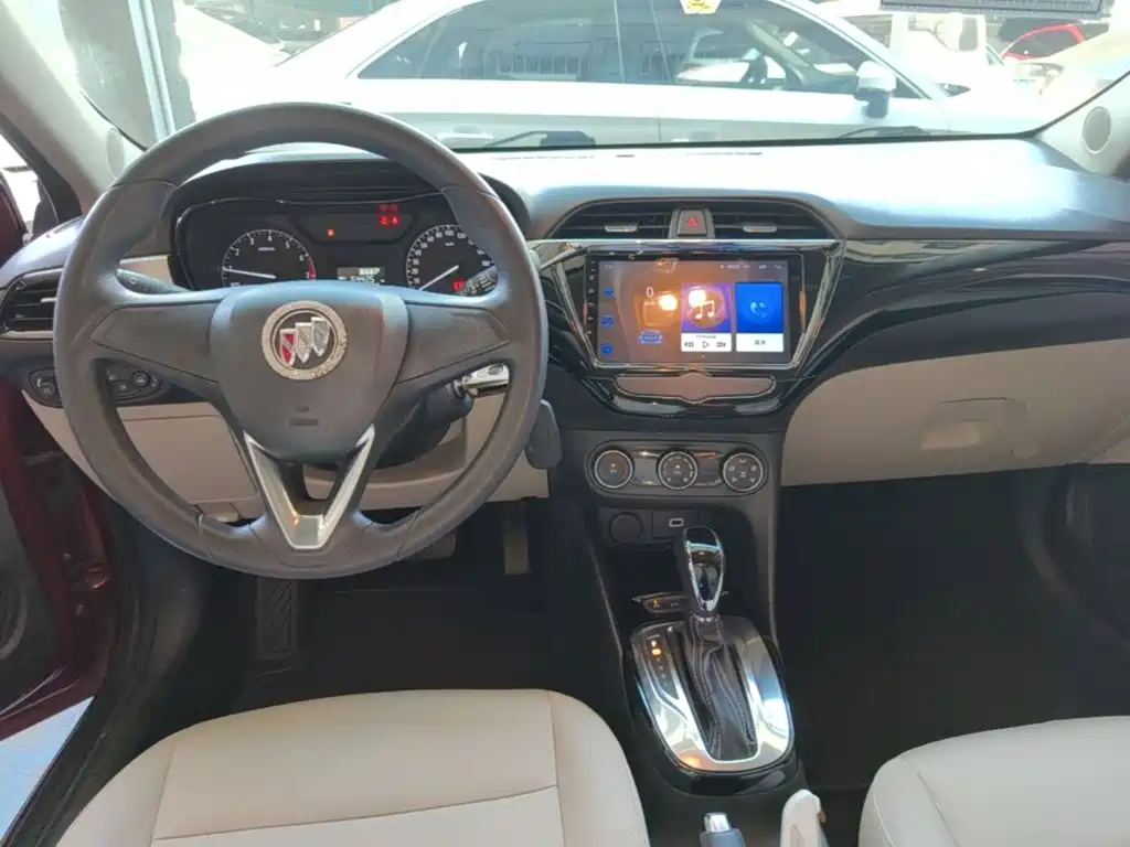Buick Excelle 2019 — фото 10