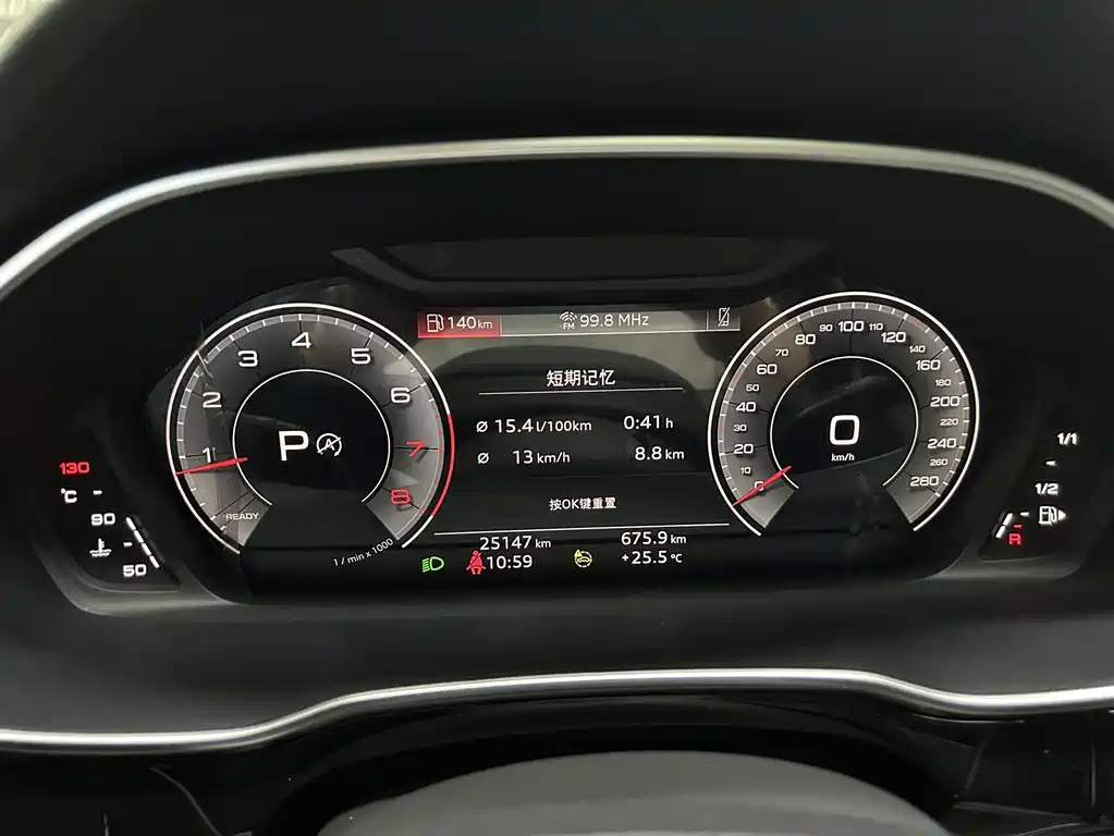Audi Q3 2023 — фото 15