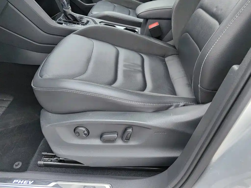 Volkswagen Tiguan L Plug-In Hybrid 2020 — фото 20
