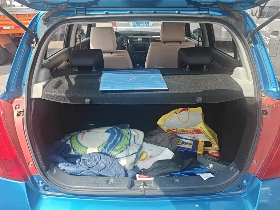 Suzuki Swift 2015 — фото 4