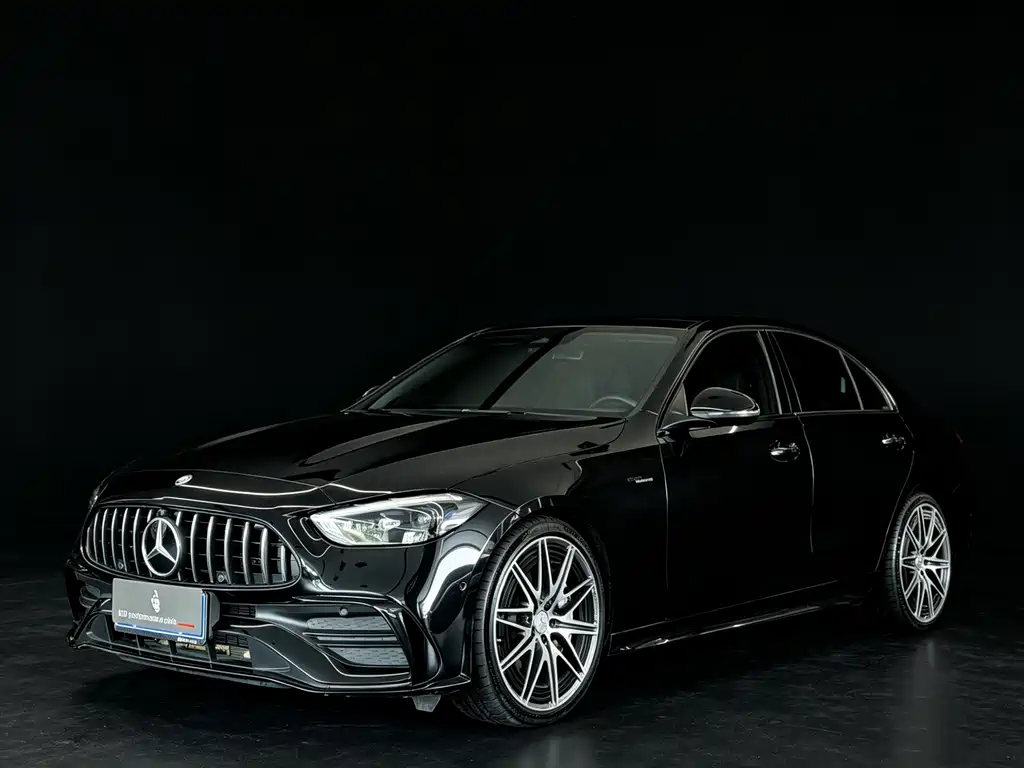 Mercedes-Benz C-Class AMG 2025 — фото 3