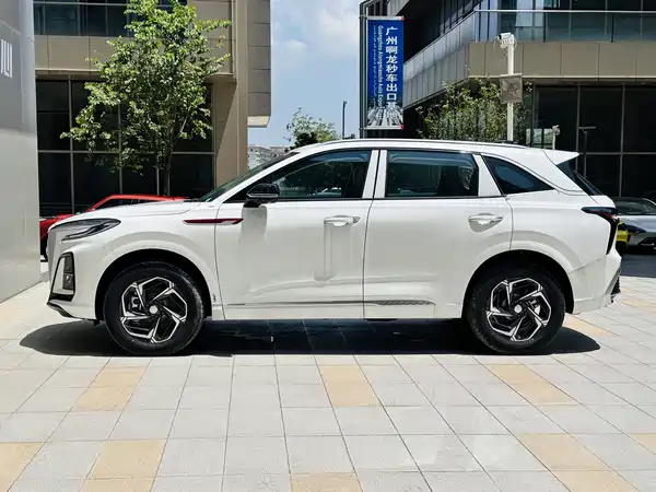 Hongqi HS3 2026