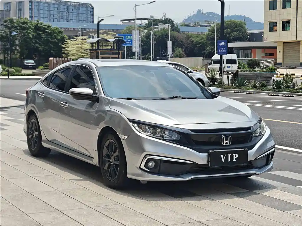 Honda Civic 2019 — фото 2