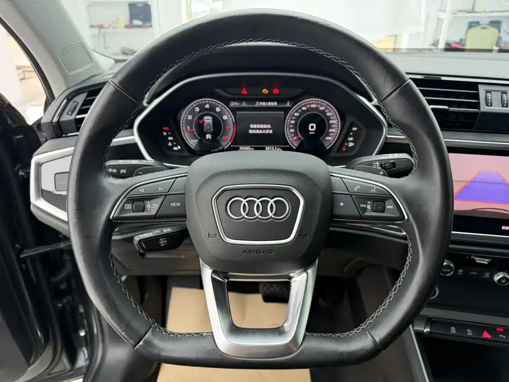 Audi Q3 2022 — фото 17