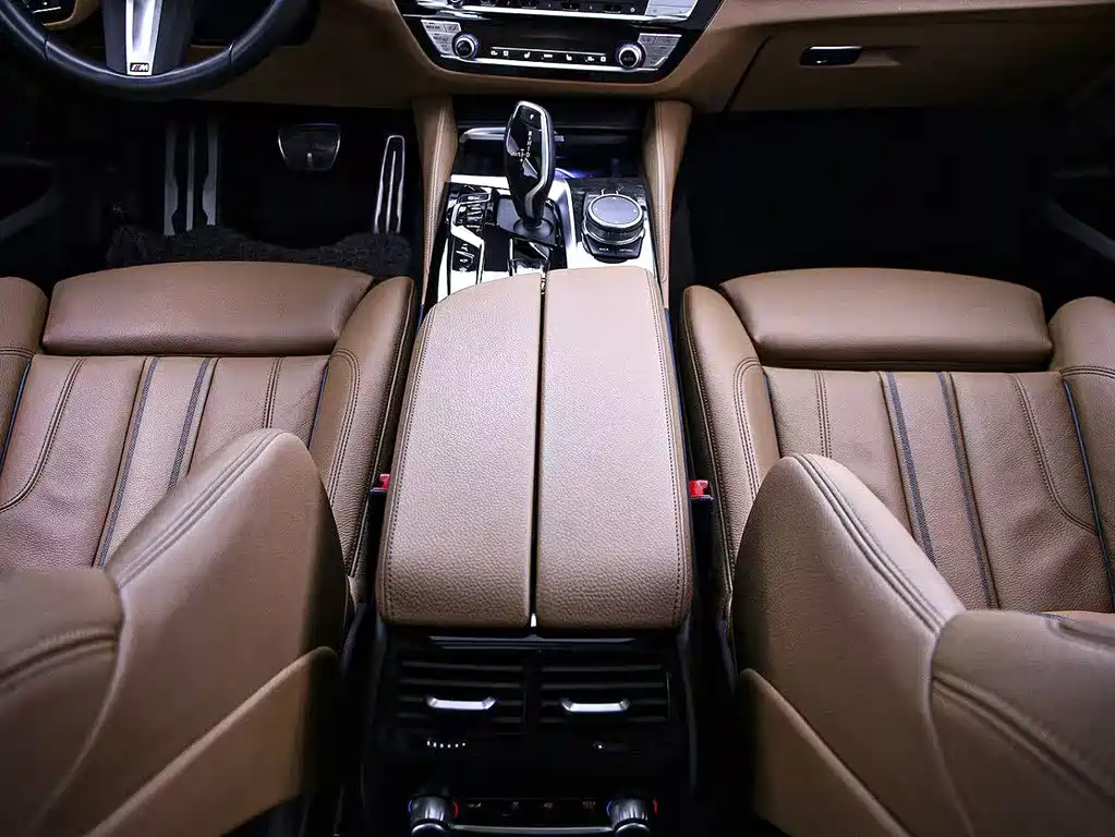 BMW 6 Series GT 2022 — фото 6